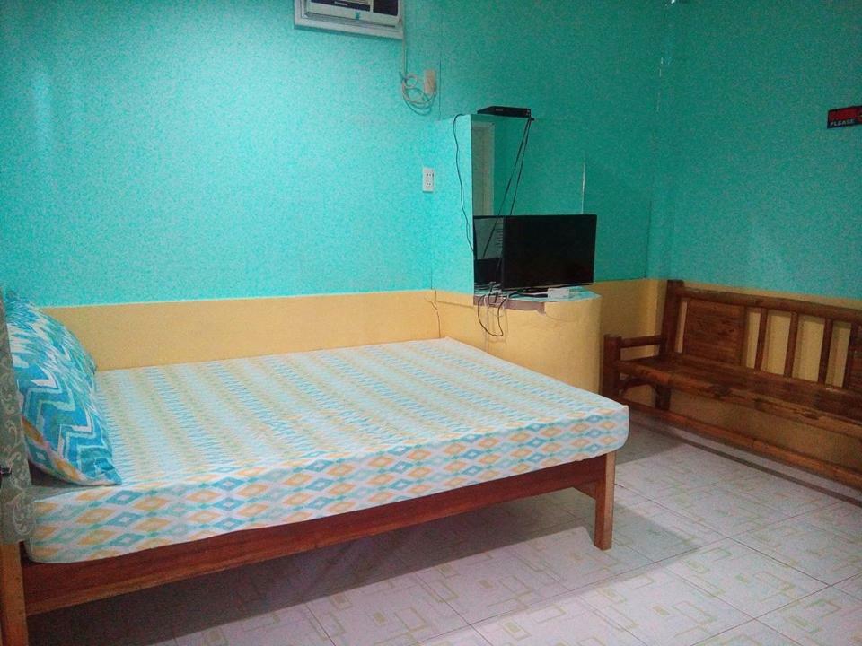 Mother Teresa Rooms&Restaurant Oslob Exterior foto