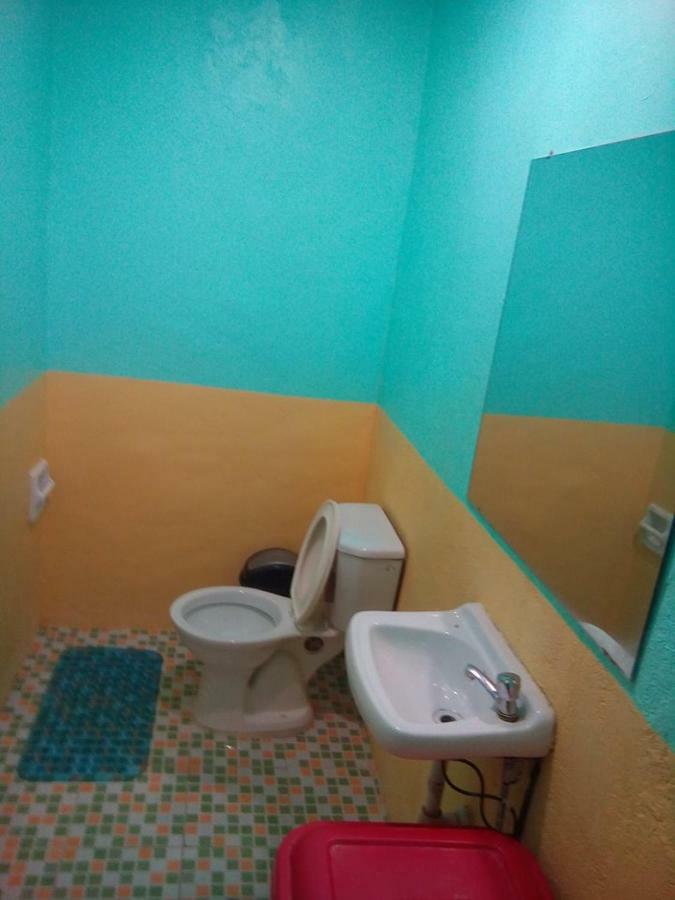 Mother Teresa Rooms&Restaurant Oslob Exterior foto