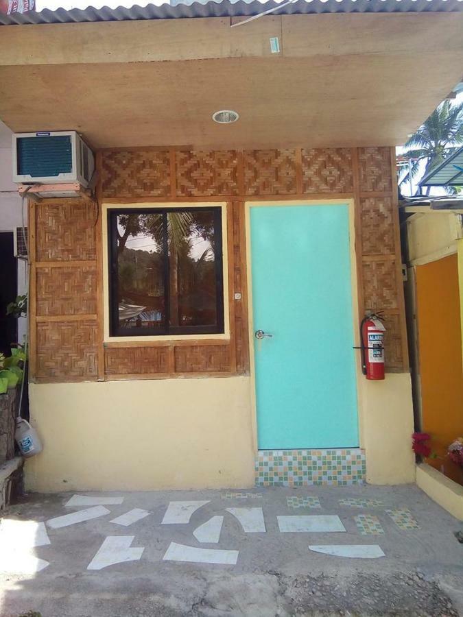 Mother Teresa Rooms&Restaurant Oslob Exterior foto